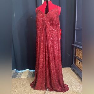 Stunning Morgan & Co. formal dress